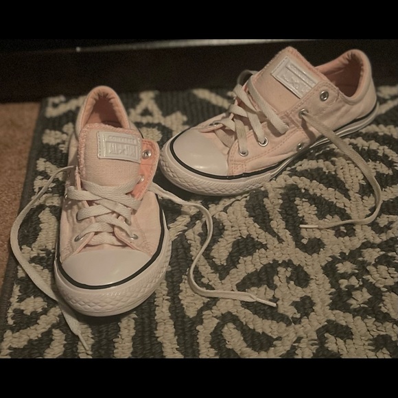 I am selling some light pink Converse shoes for $30. - Picture 3 of 5